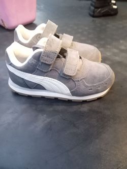Puma Kids Sneakers Gray Velcro Size 8