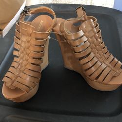 NEW Mossimo Heels