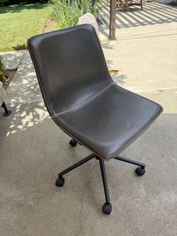 Grey desk chair