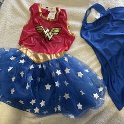 Wonder Woman Size Medium 