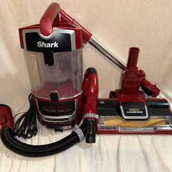 Shark Navigator Lift-Away Self-Cleaning Brushroll Upright Vacuum - ZU561 