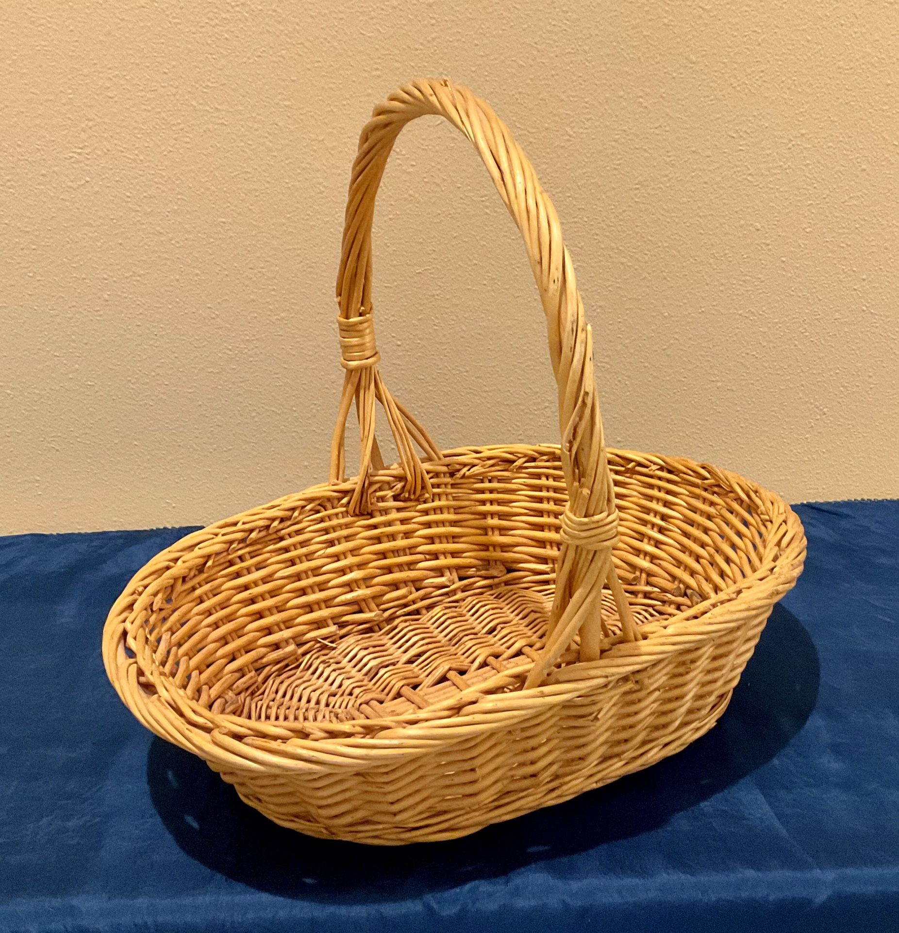 Vintage Wicker Willow Oval Basket with Fixed Handle