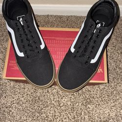 Brooklyn Low Top Sneaker