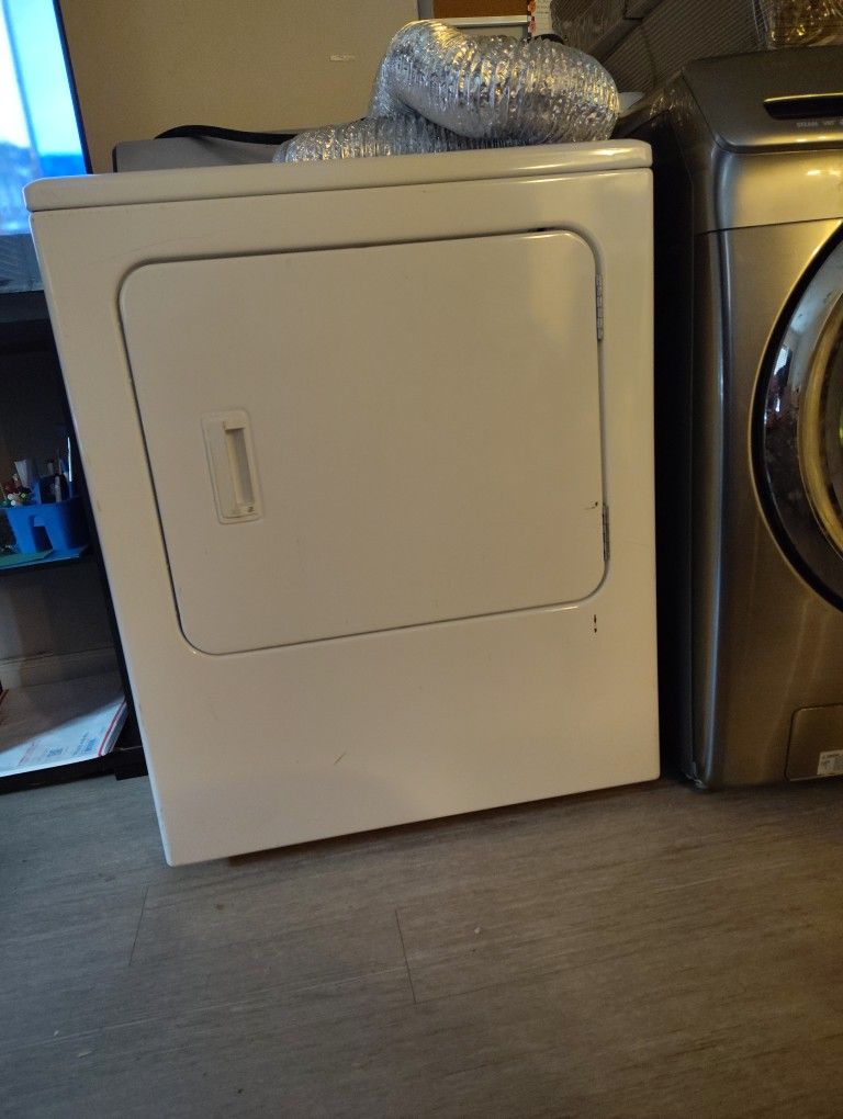 Maytag Centennial Commercial Technology Dryer