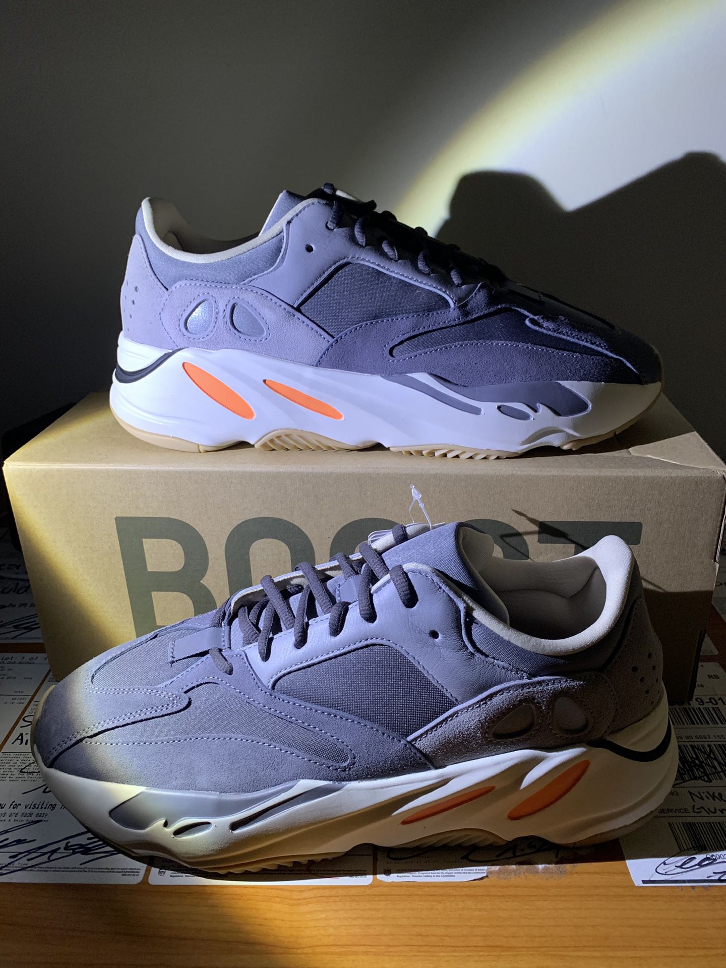 Adidas Yeezy Boost 700 Magnet Size 12.5