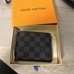 LV Wallet 