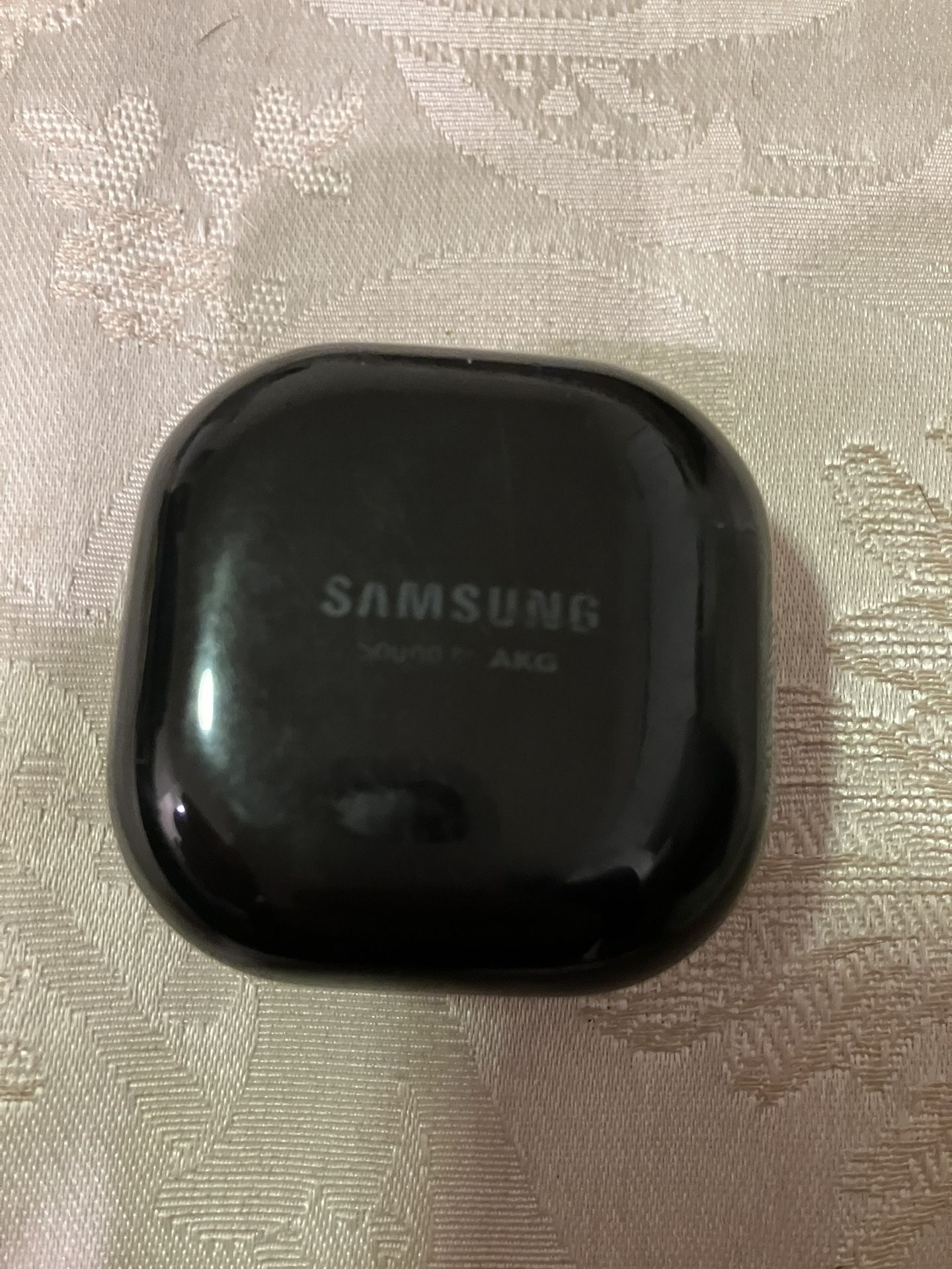 Samsung Galaxy Earbuds Live Like New!!