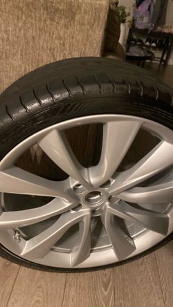 Model 3 tesla wheels and tires 20 inch