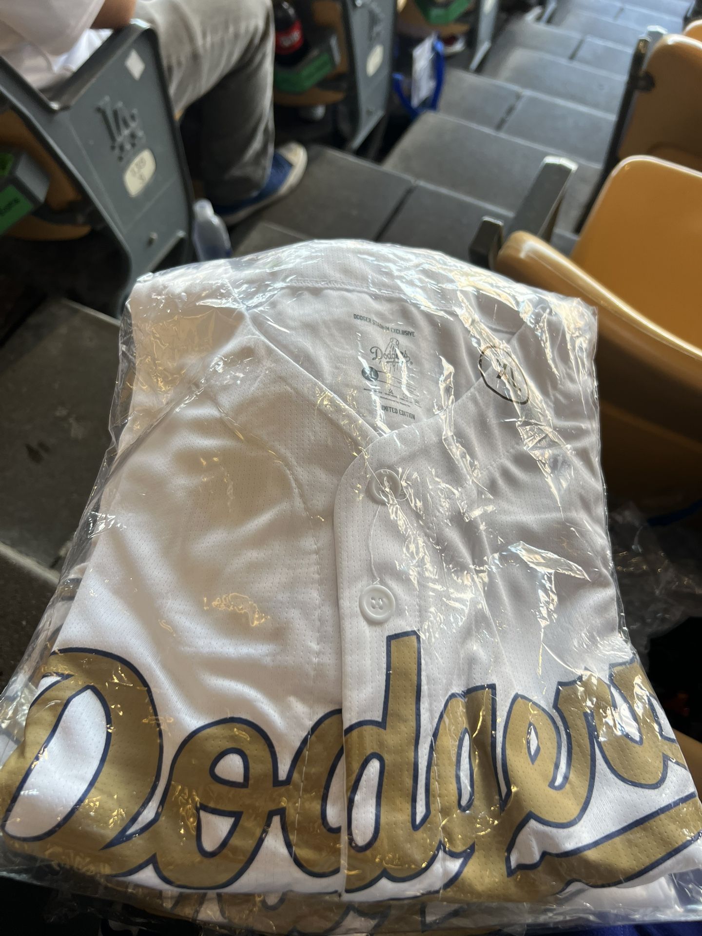 Freddy Freeman XL Dodgers Gold Jersey