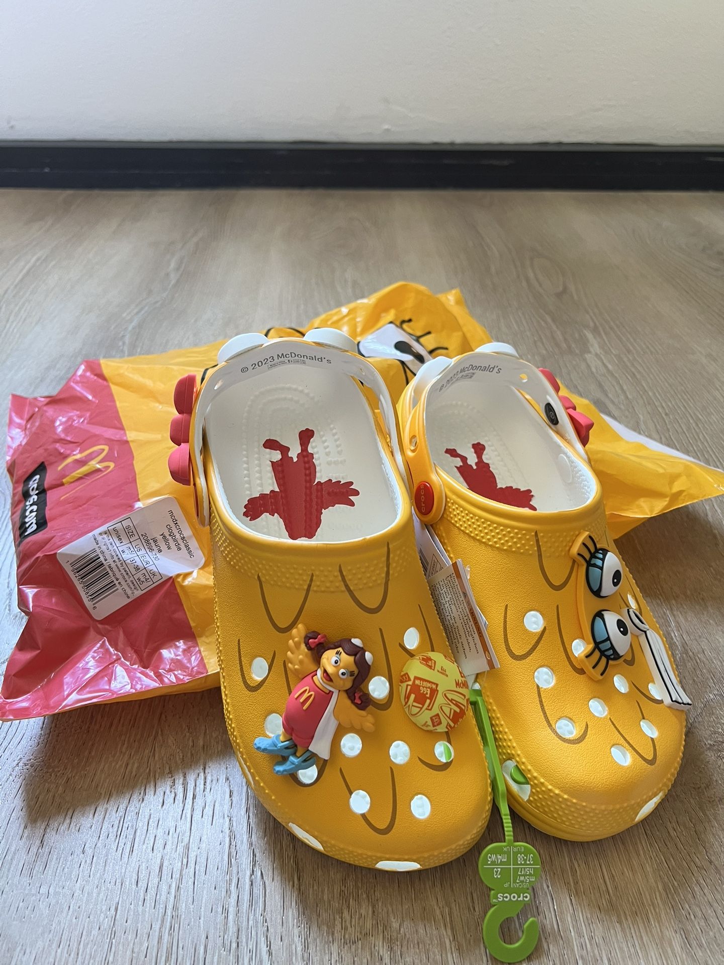 Crocs Classic Clog McDonald’s Birdie