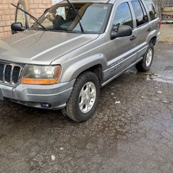 Jeep Cherokee Laredo 4x4
