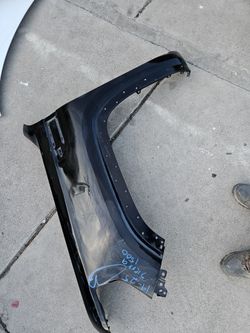 Gmc Sierra 1500 Driver Front Fender Oem 19 To 25