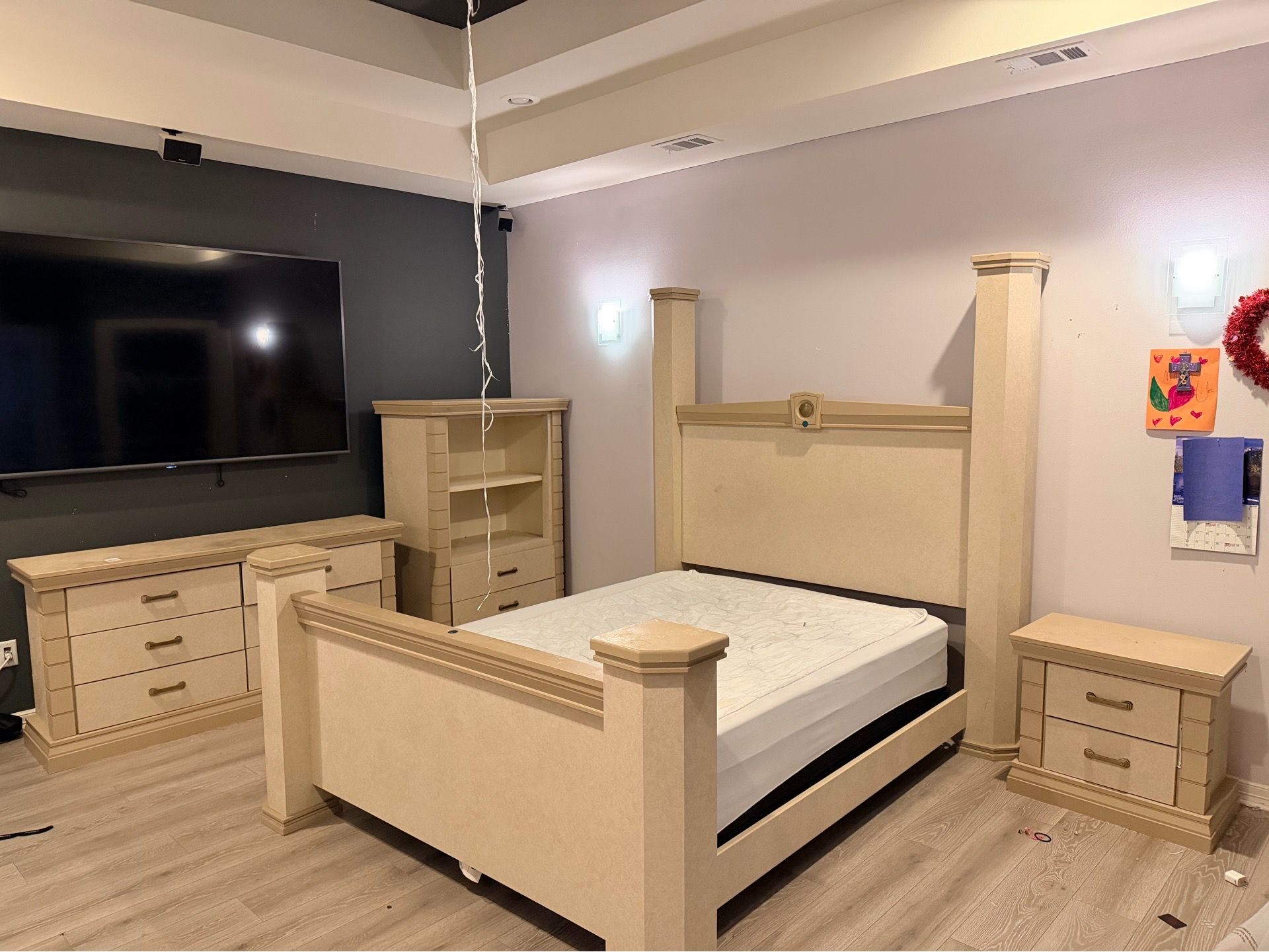 Queen bedroom set