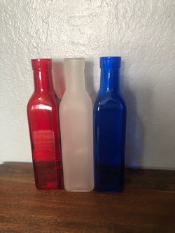 Decorative bottles in decorative box