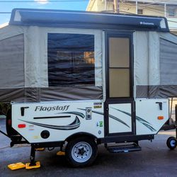 2017 Flagstaff MAC Pop-Up Camper 
