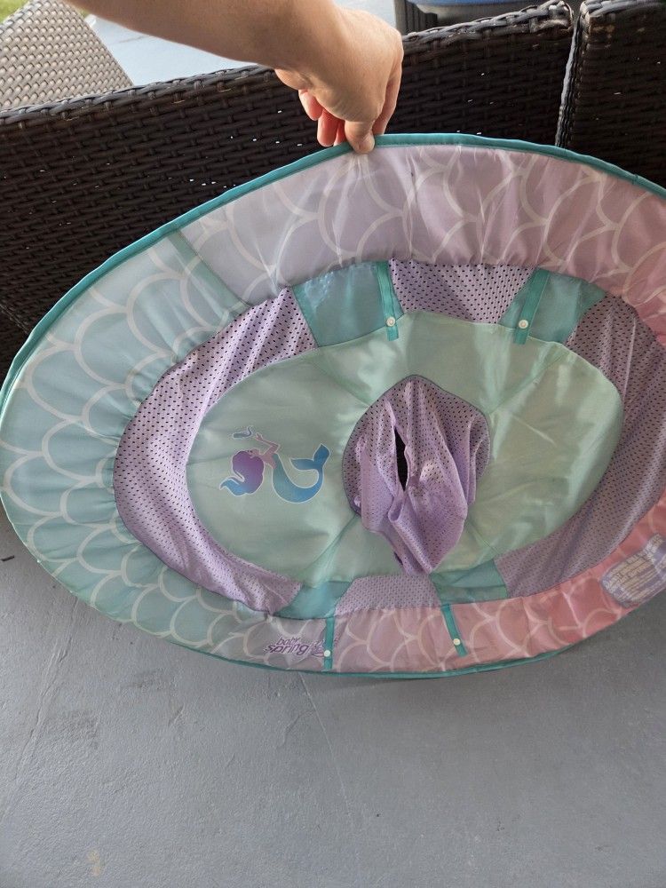 Baby Spring Float In Good Condition