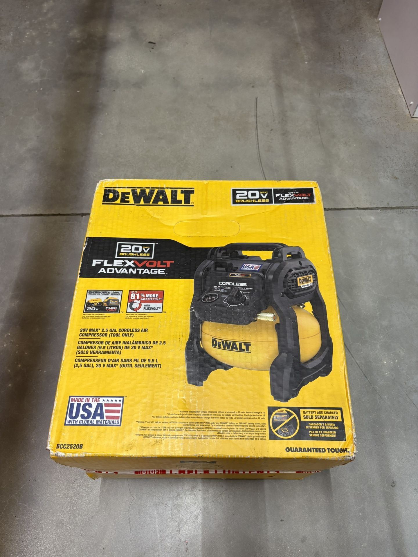 De Walt 2.5 Gal. 140 psi Portable 20V Cordless Air Compressor with FLEXVOLT Advantage (Tool Only)
