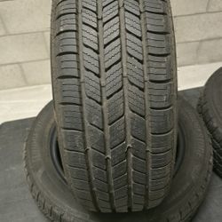 Set of 4 Bridgestone Turanza EverDrive Tires 215/55R17 - 1 Month Use