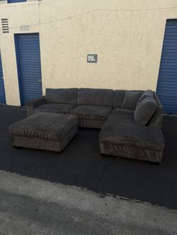 Thomasville Artesia Corduroy Fabric Sectional with Ottoman