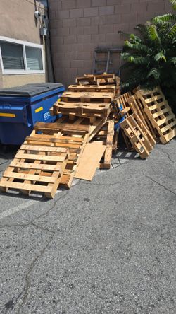 Free pallets