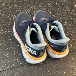 Hokas size 8 womens