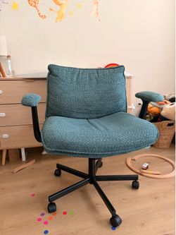 Mint condition designer office chair