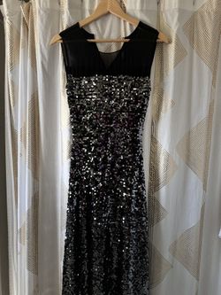 Bcbg sparkly dress, cocktail dress, holiday dress, elegant dress, bcbg dress, woman dress
