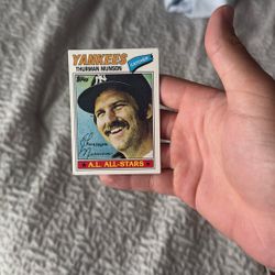Vintage Thurman Munson Topps Yankees Baseball Card