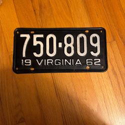 62 VA License plate
