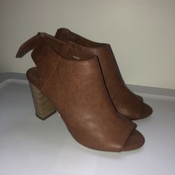 Gap Brown Leather 2 Inch Heels