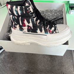 Alexander McQueen Tread Slick Quilted Boot