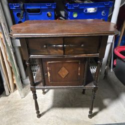 Antique VINTAGE CIGAR HUMIDOR 