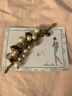 Stella & Dot Mixed brown pearl bracelet