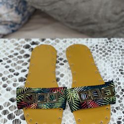 Multicolor Flat Sandals With Golden Accents 