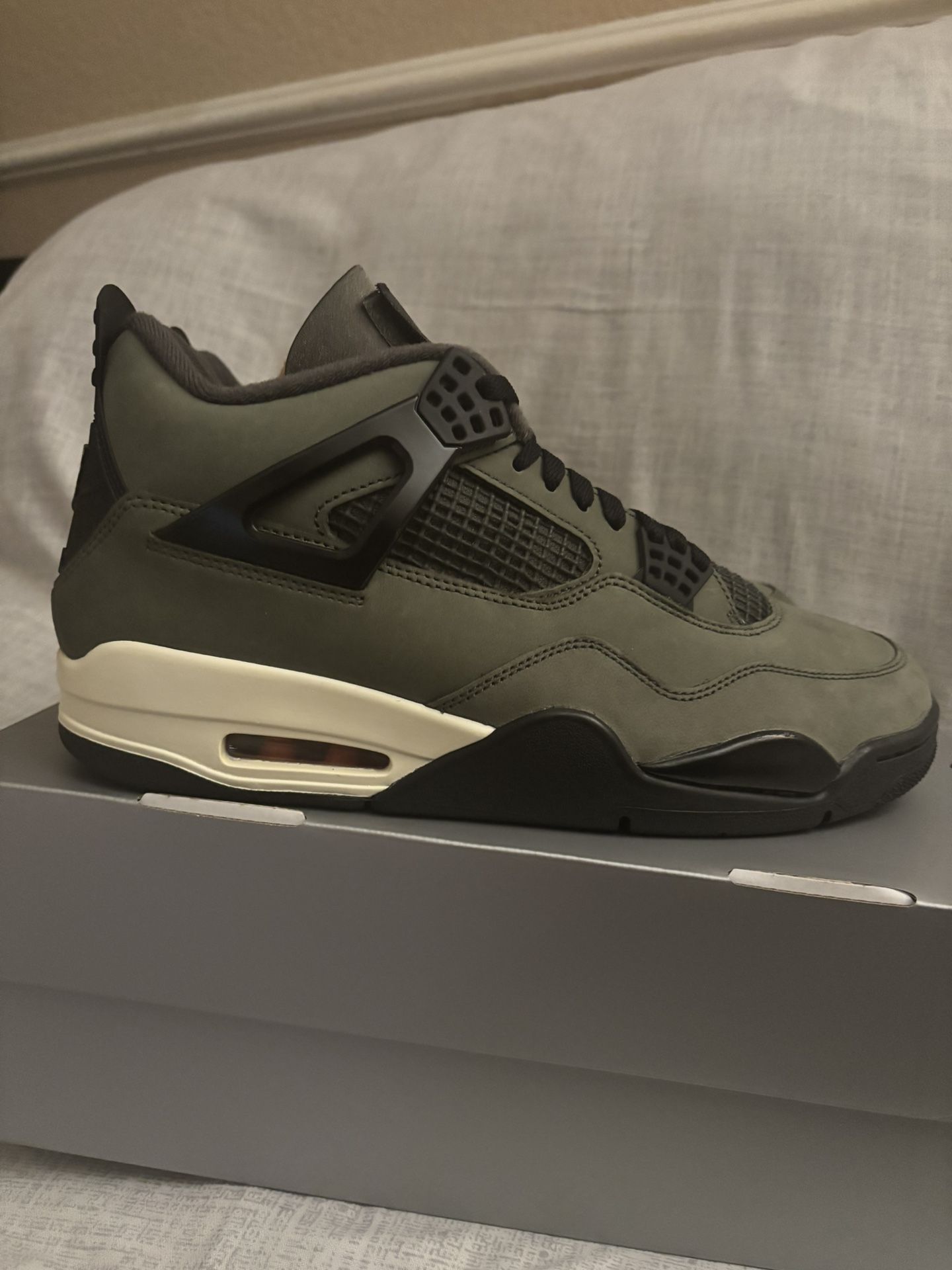Air Jordan 4 Retro OG SP UNDFTD
