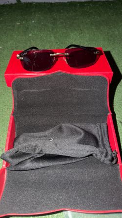 men’s all black cartiers