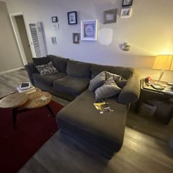 Sectional Couch 