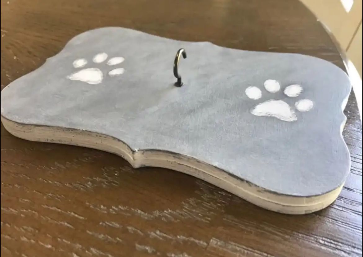 Handmade Paw wall decor for keys or leash