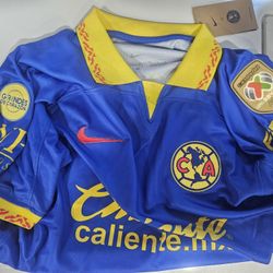 CLUB AMERICA JERSEY WITH SLEEVE PATCHES CAMPEON