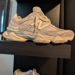 New Balance 9060 Used