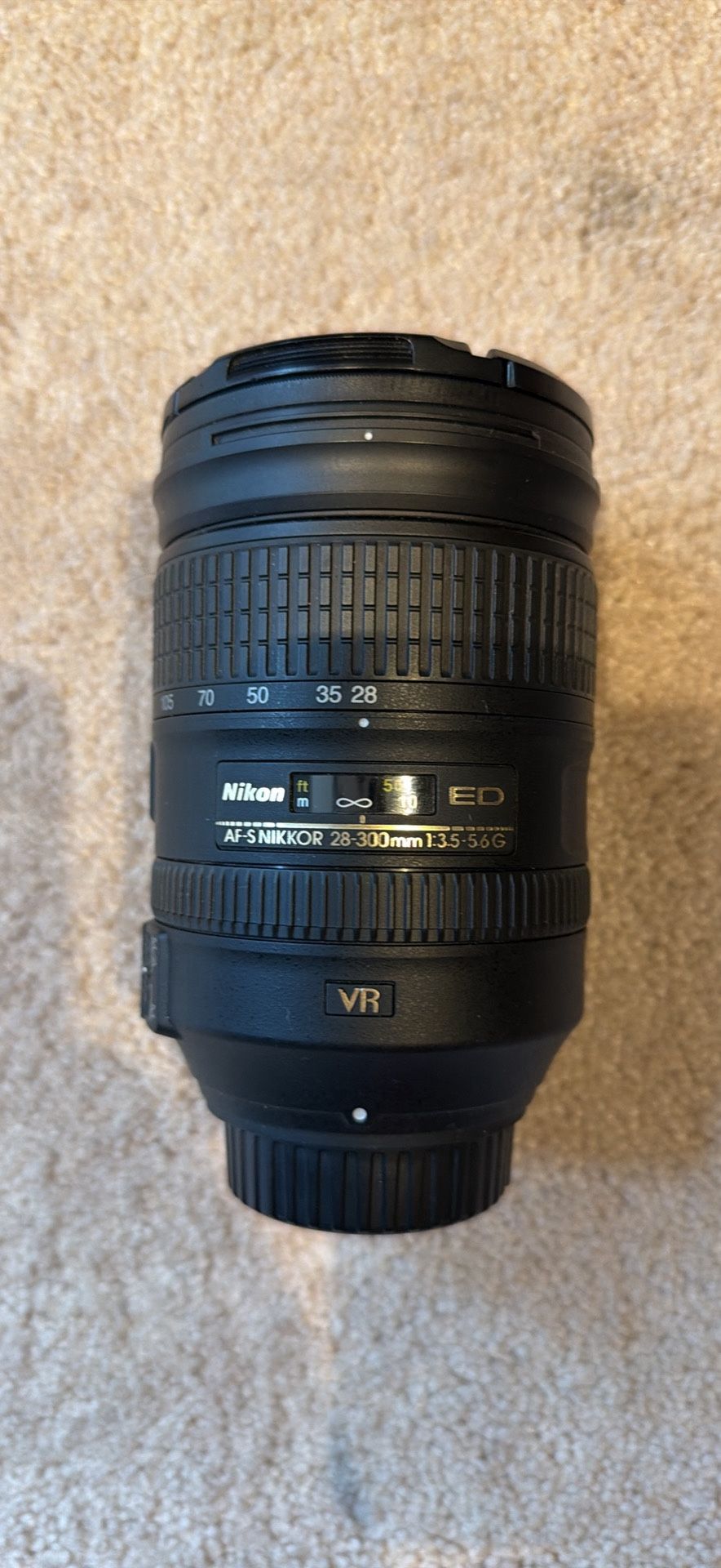 Nikon Nikkor AF-S 28-300mm f/3.5-5.6G ED VR lens.