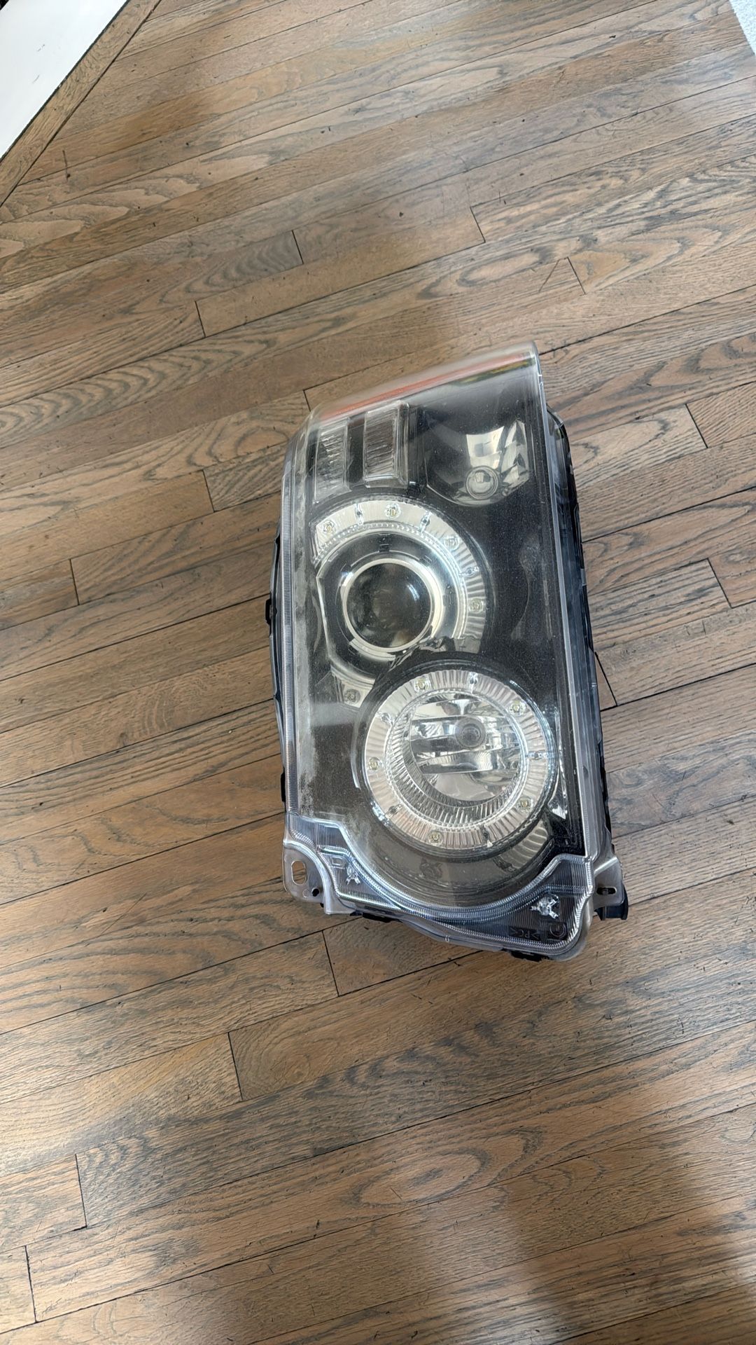 Range Rover Headlight