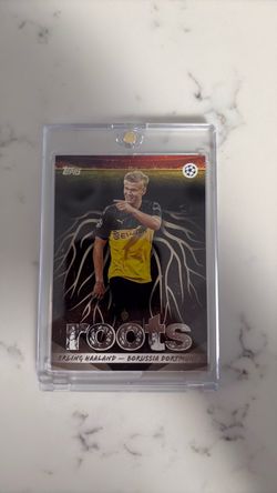 Topps Erling Haaland Borussia Dortmund Roots Card