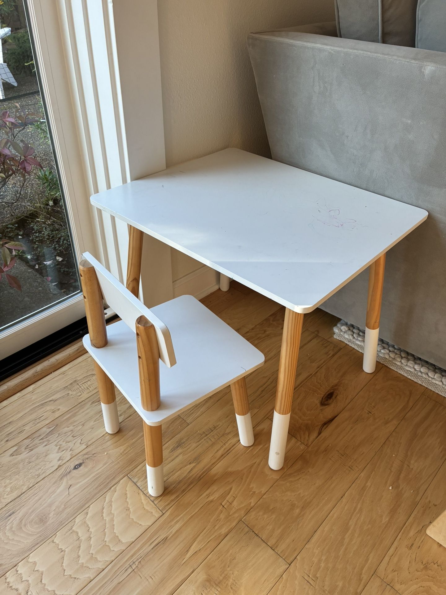 Kids Table And Chair