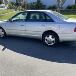 2004 Toyota Avalon