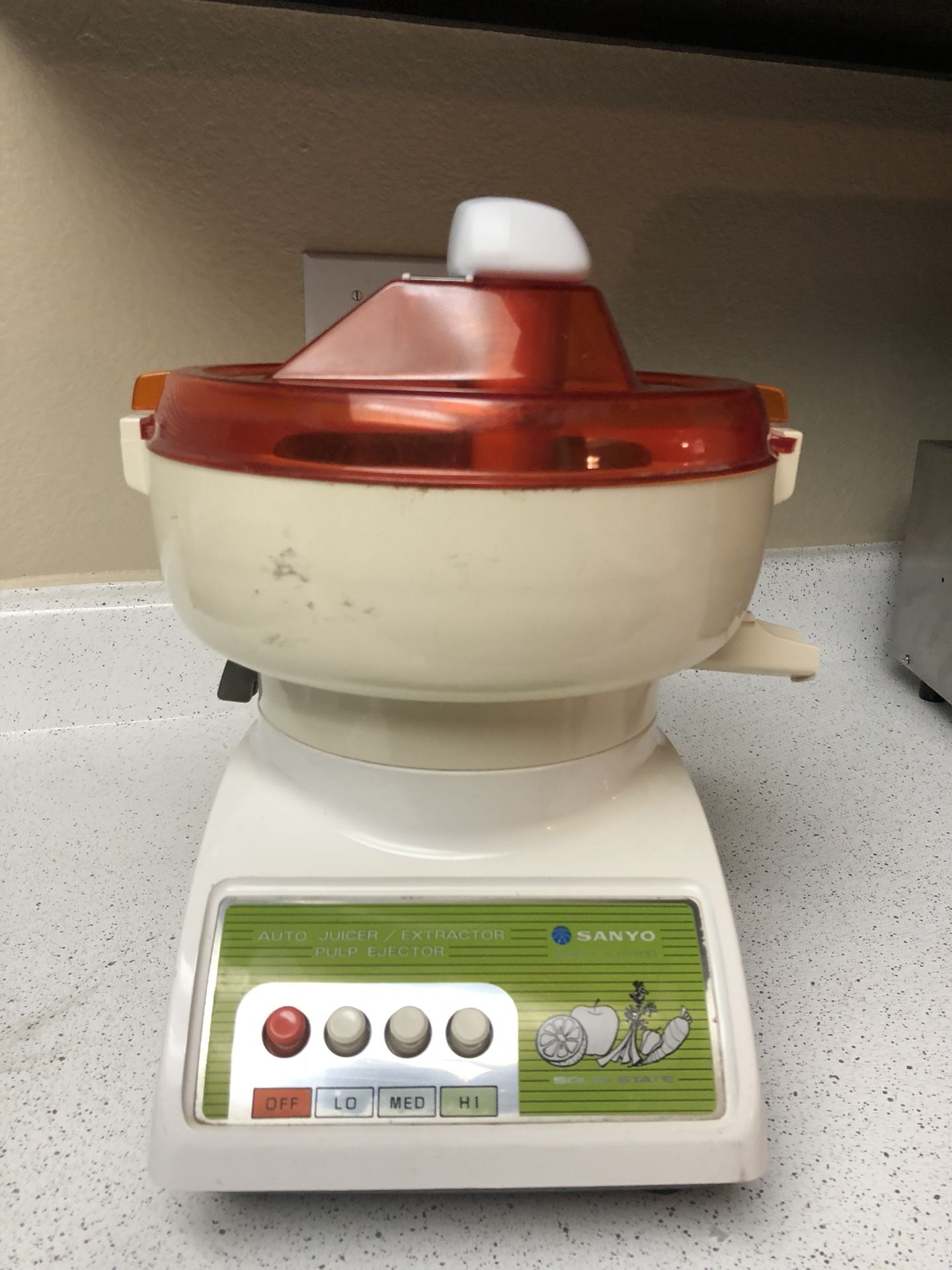 Vintage Sanyo Citrus Juicer Extractor Model SJ5400. AMAZING USED CONDITION!