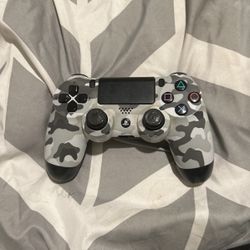 PS4 Controller