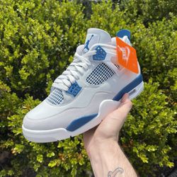 Brand New ‘Military Blue’ Jordan 4 Size 10M/11.5W