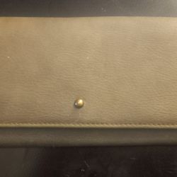 Universal Thread Trifold Wallet
