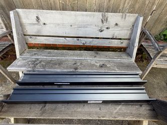 Free! Set of 2 Black Wall-Mounted Picture Ledges / Display Shelves